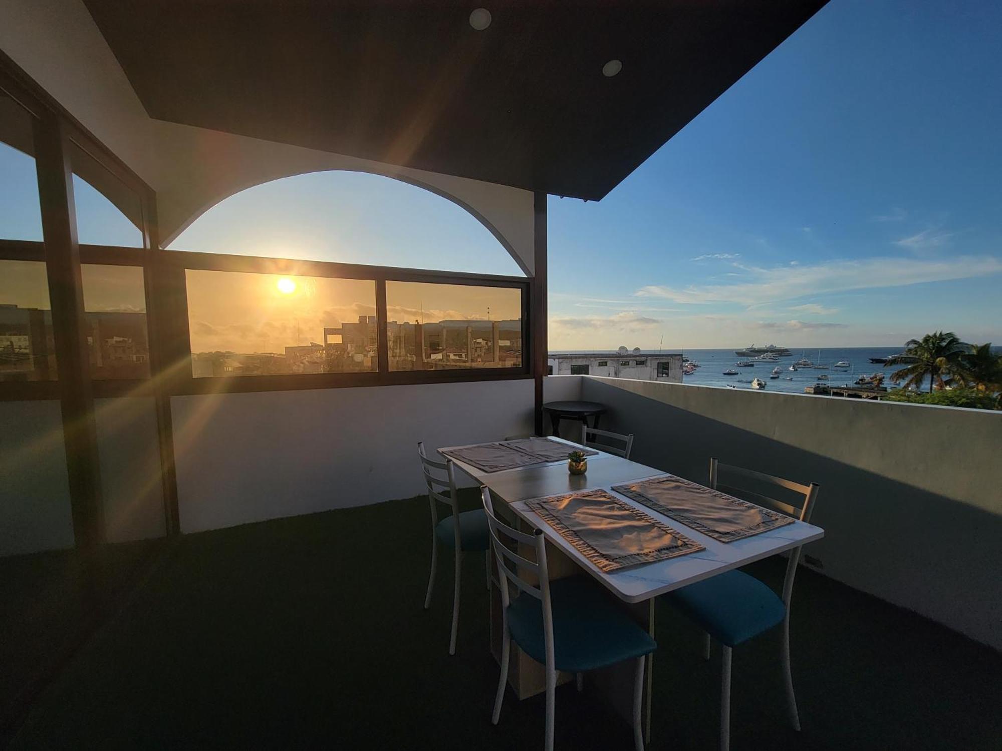 Hostal Gosen Puerto Baquerizo Moreno Eksteriør bilde