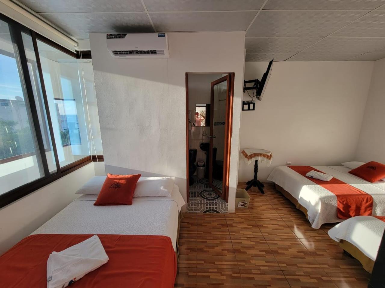 Hostal Gosen Puerto Baquerizo Moreno Eksteriør bilde